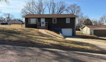 750 Main St, Akron, IA 51001
