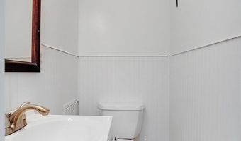27 MEDITERRANEAN Ct, Barnegat, NJ 08005