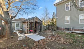 51 Oakland Ave, Cranston, RI 02910