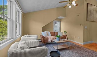 146 Alfred Drown Rd, Barrington, RI 02806