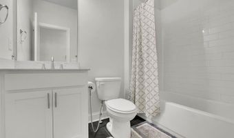 1070 Poppy Pte, Alpharetta, GA 30004