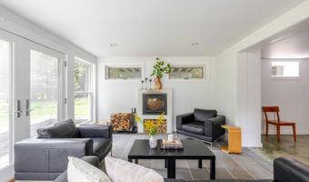 30-40 Fawn Ln, Accord, NY 12404