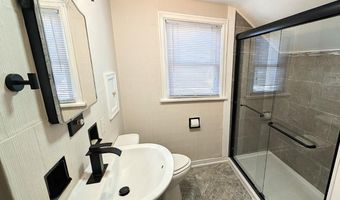 404 2nd Ave SW, Austin, MN 55912
