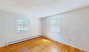 8 Clough St, Bow, NH 03304
