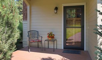 19350 SW Laurelhurst Way, Bend, OR 97702