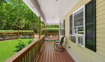 193 Lake Washington Dr, Glocester, RI 02814