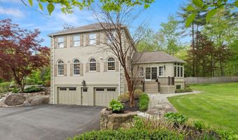 28 Hearthstone Pl, Andover, MA 01810