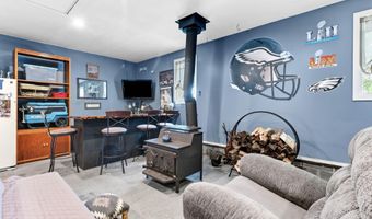 214 SPRUCE St, Audubon, NJ 08106