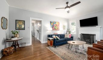 9 Colonial Pl, Asheville, NC 28804