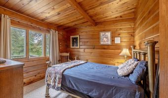 28 Hilltop Rd, Alburgh, VT 05440