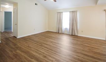 2 Morning Glory Ln, Whiting, NJ 08759