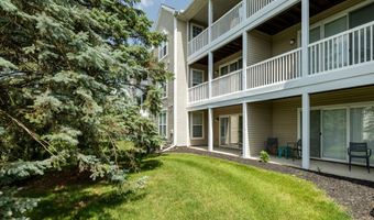 2906 N Knightsbridge Cir, Ann Arbor, MI 48105