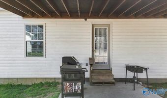 826 Barnes St, Albertville, AL 35950
