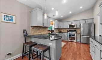 38796 N Kenmore Rd, Antioch, IL 60002