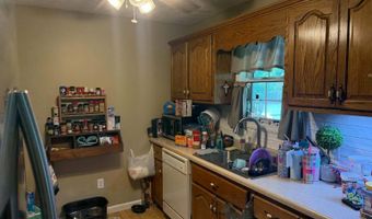 64 Lozano Rd, Albany, KY 42602