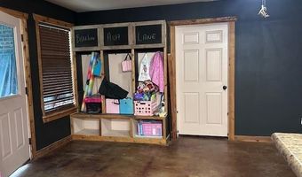 8105 N 428 Rd, Adair, OK 74330