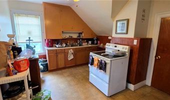 111 Woodbine St, Cranston, RI 02910