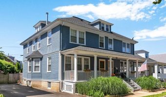 32 Thurston Ave A, Newport, RI 02840