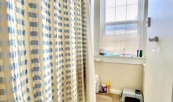 8 COMMONWEALTH Ave, Claymont, DE 19703