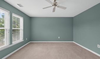 20604 CORNSTALK Ter 301, Ashburn, VA 20147