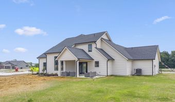 511 Caribou Xing, Auburn, IN 46706