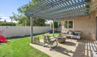 2319 Fair Oak Ct, Escondido, CA 92026