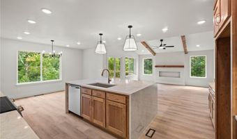 32 Sorbie Dr, Bella Vista, AR 72715