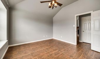 300 Creekside Dr, Anna, TX 75409