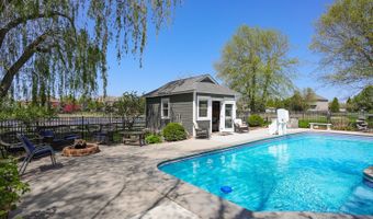 3741 Persimmon Dr, Algonquin, IL 60102