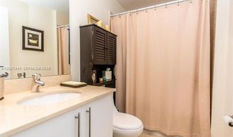 3330 NE 190th St 2411, Aventura, FL 33180