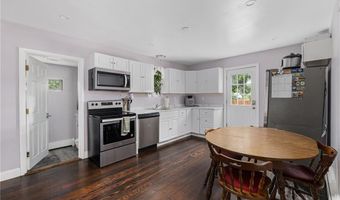 100 Pine Grove St, East Providence, RI 02916