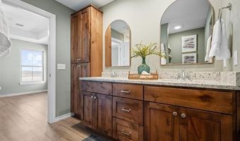 5822 Coldspring Ln, Bartlesville, OK 74006