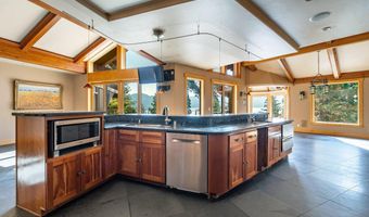 20 Cal Neva Dr, Crystal Bay, NV 89402