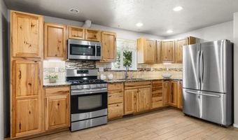 9957 W Roan Meadows Dr, Boise, ID 83709
