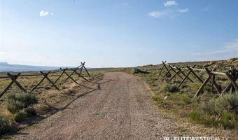 33 Cumberland Rd, Clark, WY 82435