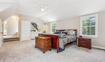 8201 HECTIC HILL Ln, Rockville, MD 20854