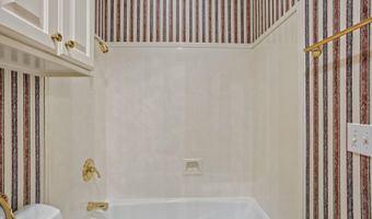 525 Ridge Cir, Brandon, MS 39047