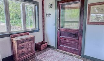 274 E Washington Rd, Bradford, NH 03221