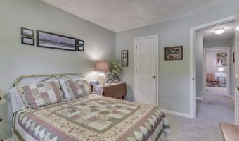 6903 White Pines Ct, Indianapolis, IN 46217