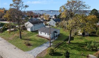 5 Port Ave, Jamestown, RI 02835