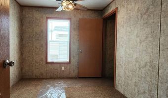 4005 19th St NE, Bismarck, ND 58503