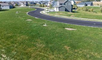 1973 Lexington Ln, North Mankato, MN 56003