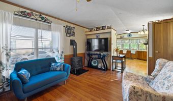 9 J St, Bangor, ME 04401