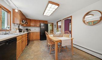4 Scottsdale Rd, Atkinson, NH 03811