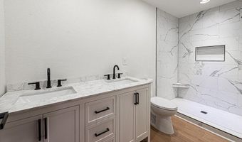 135 Short St, Athens, TN 37303