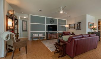11 Olina St, Kahului, HI 96732