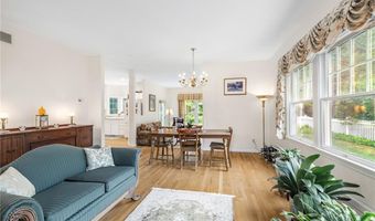 200 Wickford Point Rd, North Kingstown, RI 02852