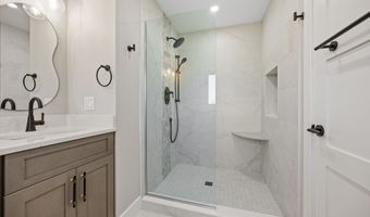 27 Tuttle Ct, Bethany, CT 06524