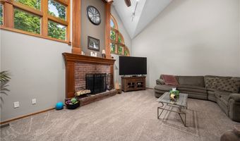 224 Sleepy Hollow Dr, Amherst, OH 44001