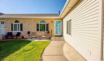 2915 Chasewood Dr, Ammon, ID 83406